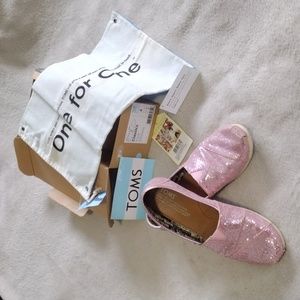 Toms pink glitter, kids size 4